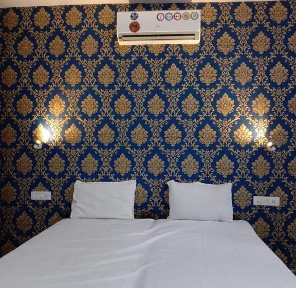 酒店 Budget Baga Beach Resort Goa