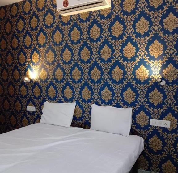 酒店 Budget Baga Beach Resort Goa