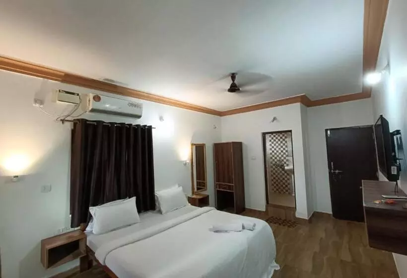 ホテル Budget Baga Beach Resort Goa