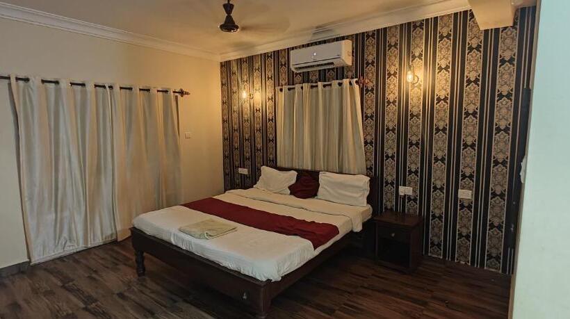 酒店 Budget Baga Beach Resort Goa