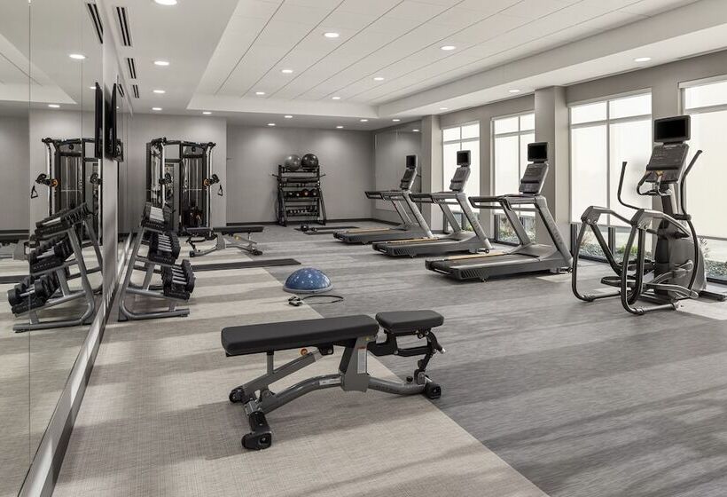 Otel Courtyard by Marriott Bettendorf