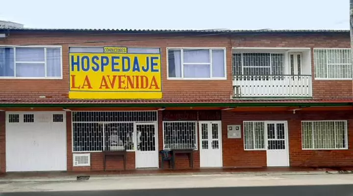 ホテル La Avenida Alojamiento