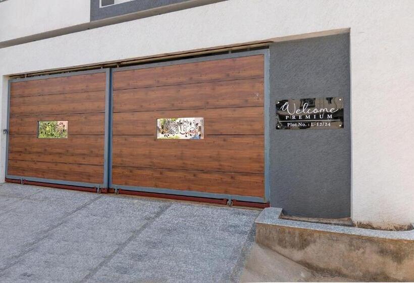 هتل Welcome Premium