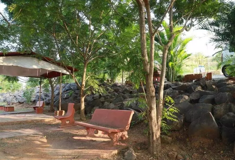 ホテル Sound Rio Retreat Karjat