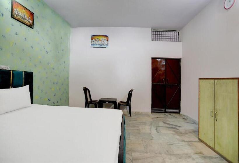 فندق Spot On Ljp Farm House