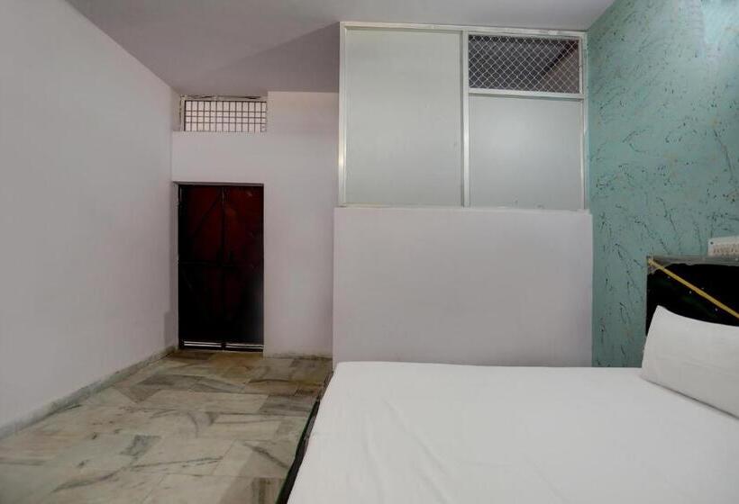 فندق Spot On Ljp Farm House