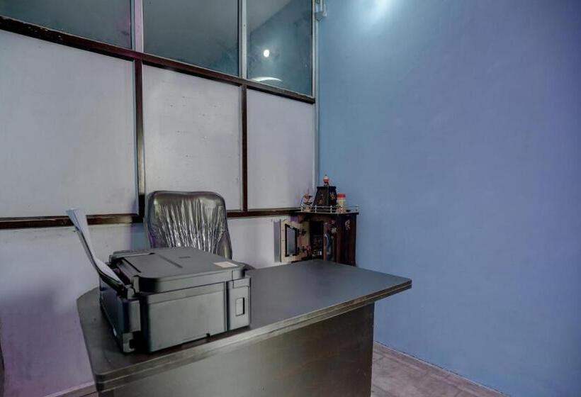 فندق Spot On Ljp Farm House