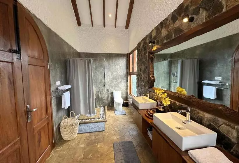 ホテル Tulivu Kilimanjaro Retreat And Campsite