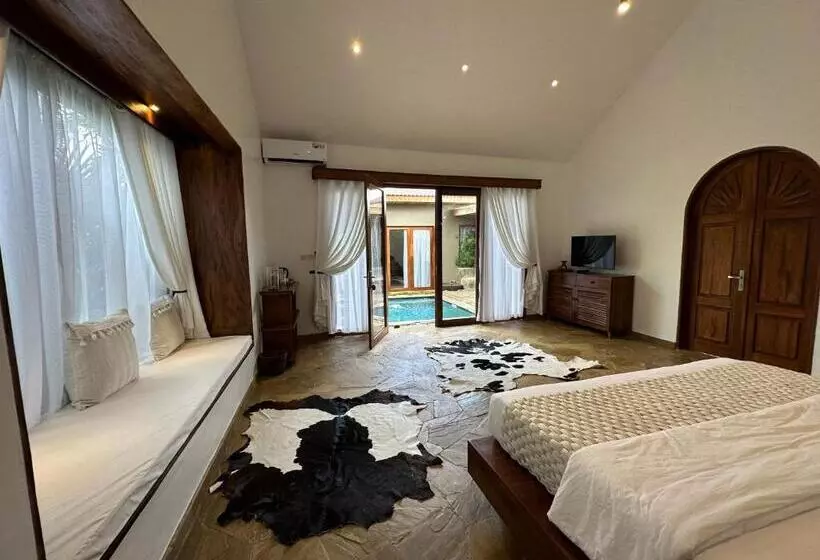 ホテル Tulivu Kilimanjaro Retreat And Campsite