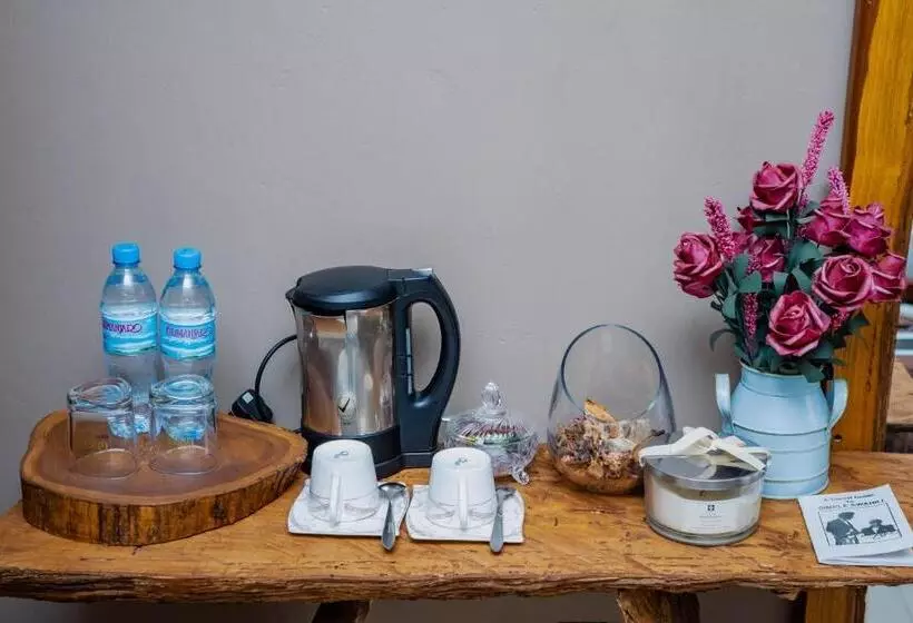 ホテル Tulivu Kilimanjaro Retreat And Campsite