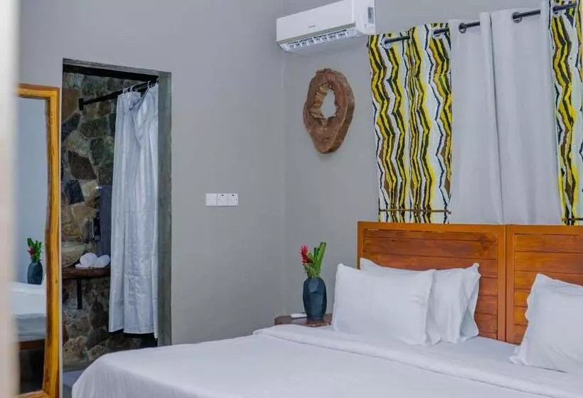 ホテル Tulivu Kilimanjaro Retreat And Campsite