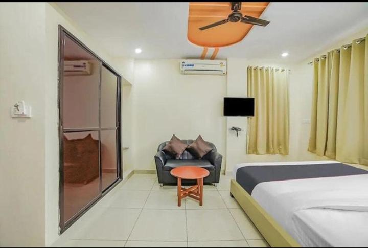 Отель White House