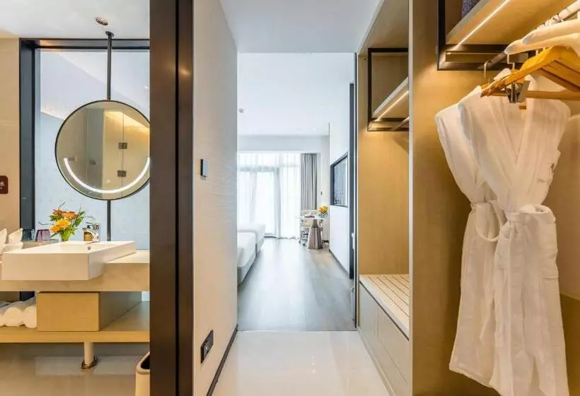 Kew Green Hotel Mianshuicheng Haikou
