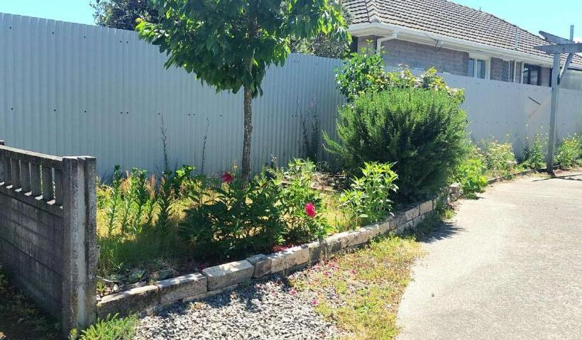 Majatalo 8 Mins Drive To The Airport