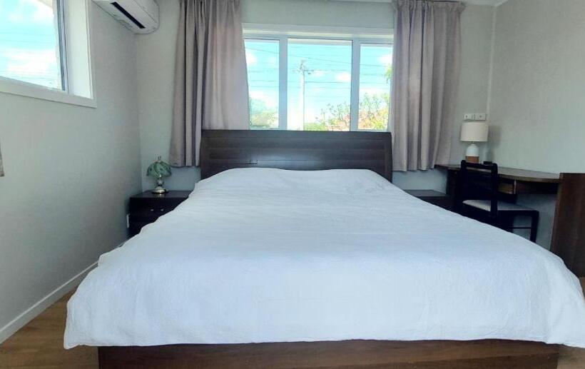 Majatalo 8 Mins Drive To The Airport