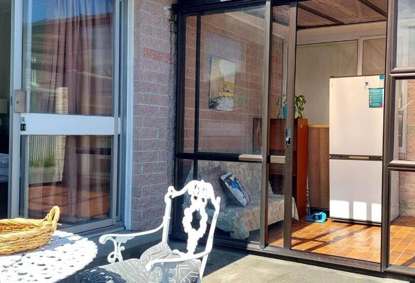 Majatalo 8 Mins Drive To The Airport