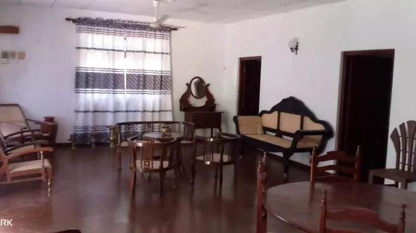 پانسیون Cinnamon Eco Villa Mirissa