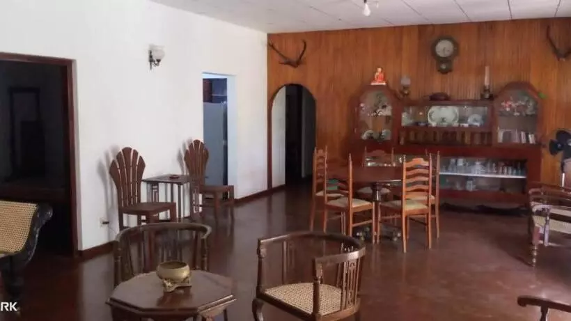 پانسیون Cinnamon Eco Villa Mirissa
