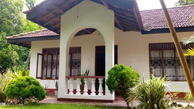 پانسیون Cinnamon Eco Villa Mirissa