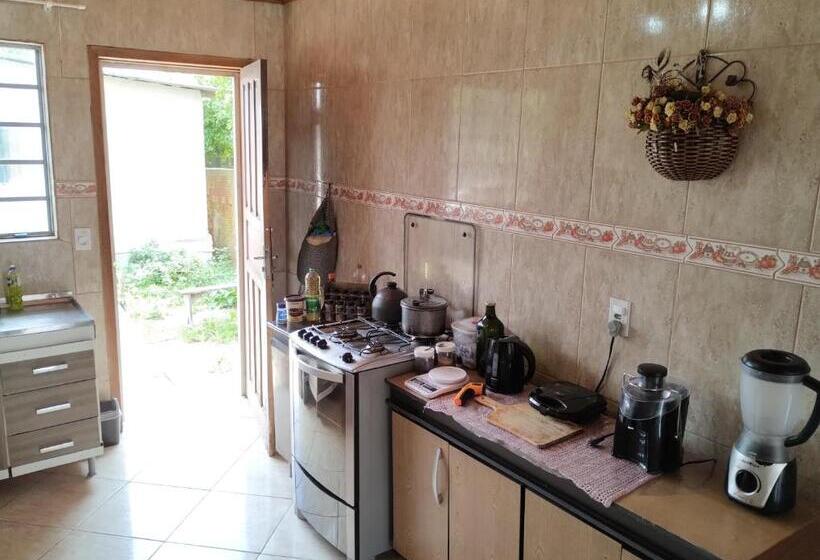 Pensjonat Dormir Estudar Cozinhar Bem!_q2