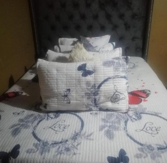 פנסיון Wise Waters Guest House