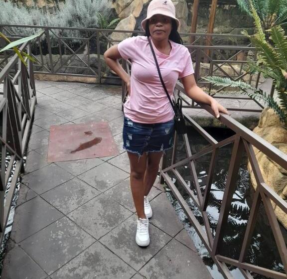 פנסיון Wise Waters Guest House