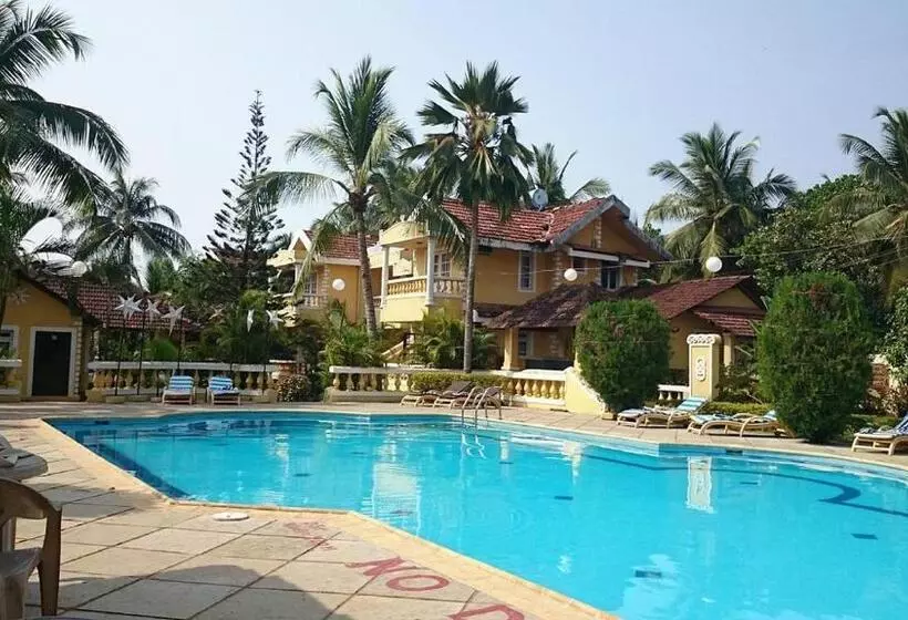 リゾートホテル Holiday Beach Reosrt, Velsao Goa