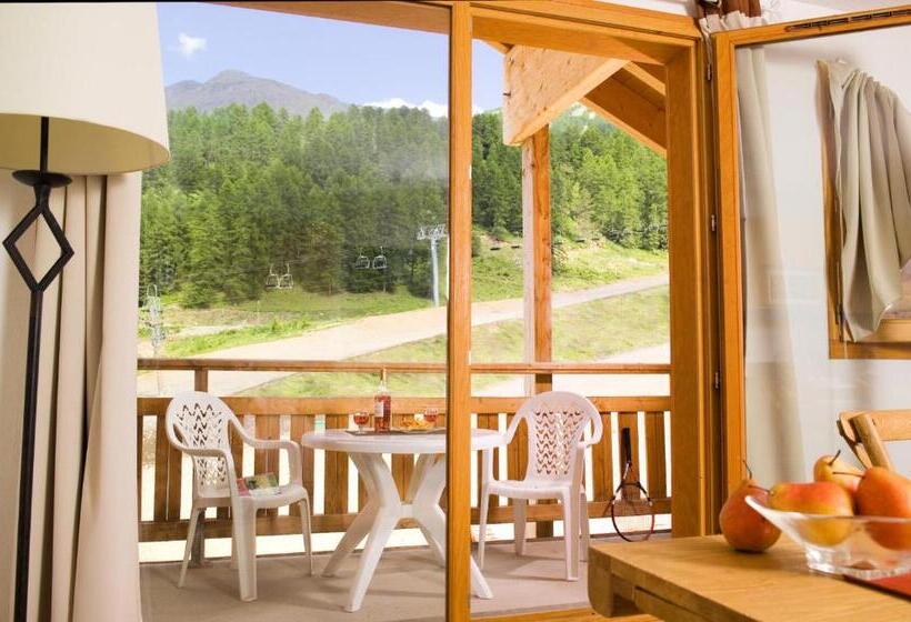 Résidence Le Parc Des Airelles   Appartement 2 Pièces Coin Montagne 6 Per 354