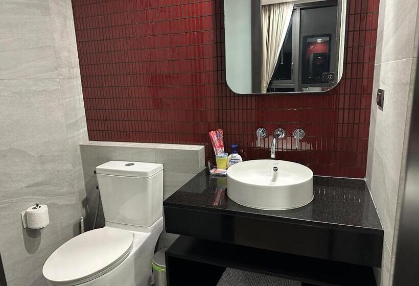 503 Edge芭提雅25层正海景大二房二厅二卫, 沙滩+步行街+购物中心