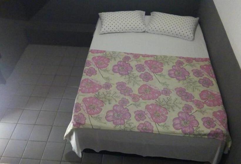 ユースホステル Pousada Fred Tour