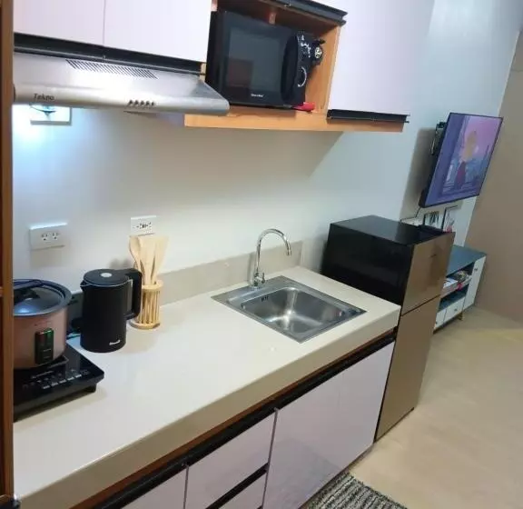 Amabilia Suite At Smdc Trees Residences