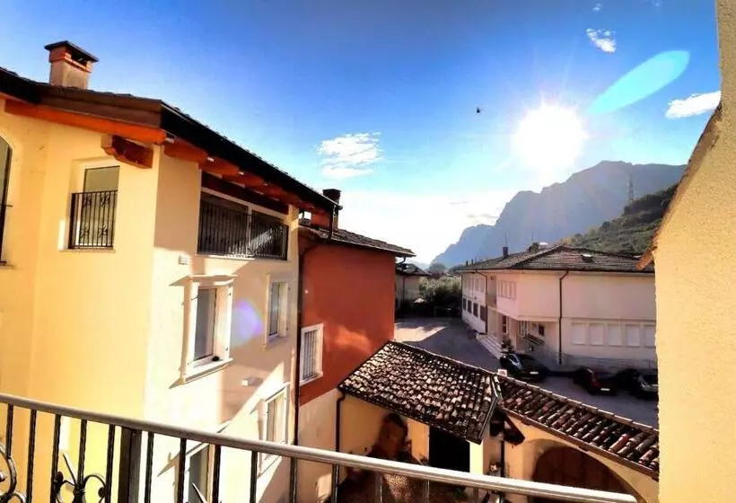 ベッドアンドブレックファースト Sentieri Del Garda