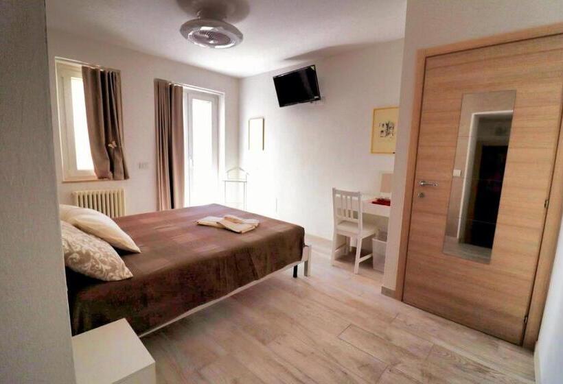 مبيت وإفطار Sentieri Del Garda