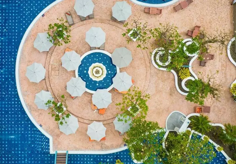 ホテル 普吉岛 安达曼海景度假村 Pl Andaman Seaview Resort