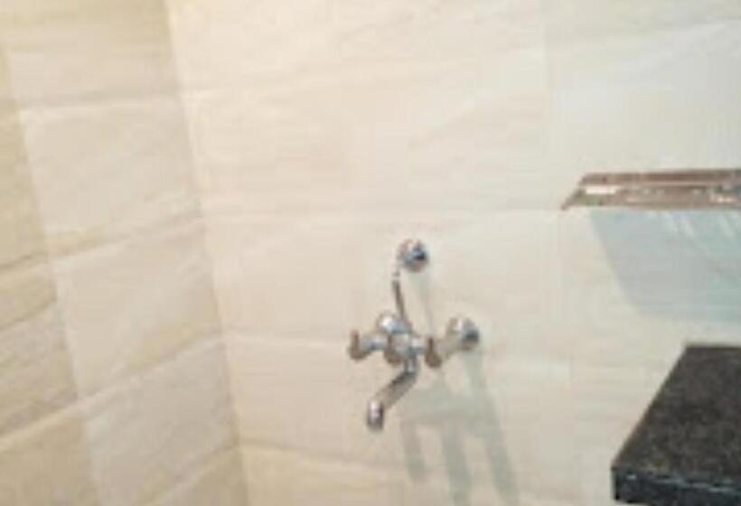 ホテル Celebration Bar And Restaurant Maharashtra