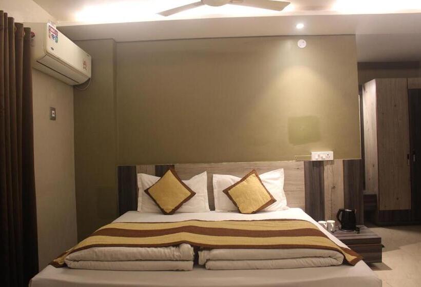 فندق Oishi Plaza