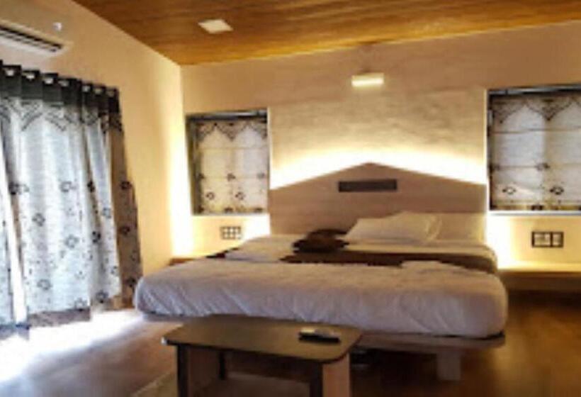 Отель Prabhusrushti Agro,satara