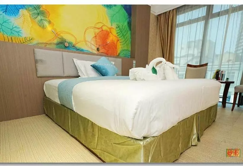 Hotel Pristine