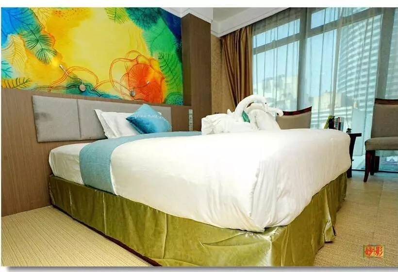 Hotel Pristine