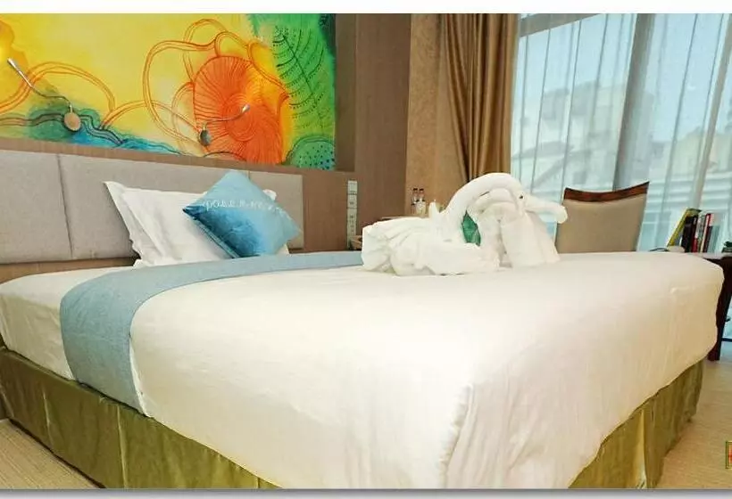 Hotel Pristine