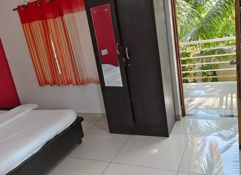 Hotelli Suryansh Beach Resort