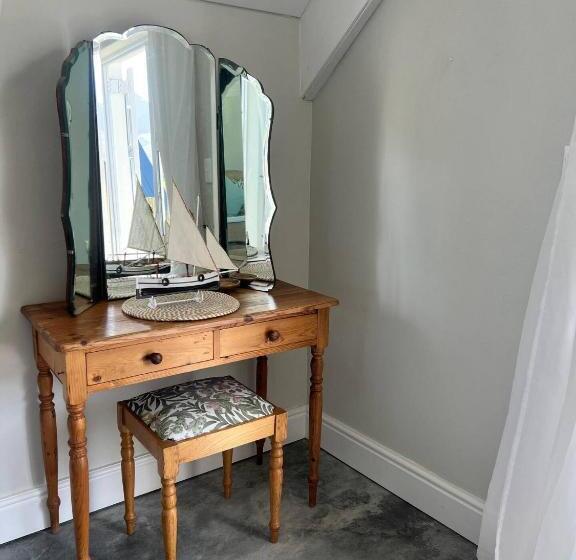 פנסיון A Mountain & Country Haven