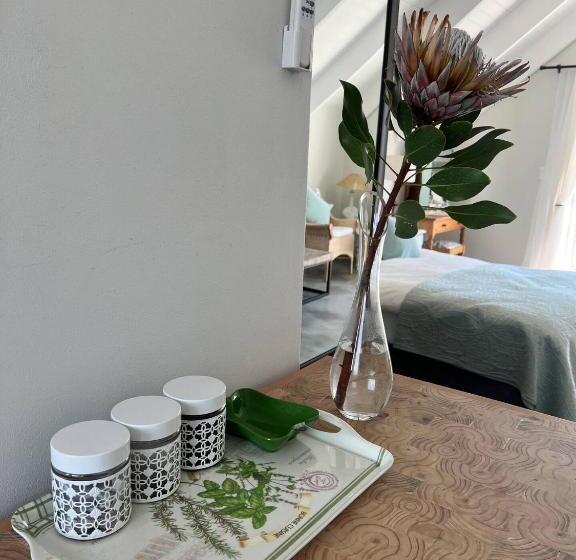 פנסיון A Mountain & Country Haven