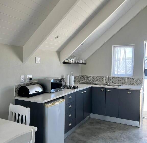 פנסיון A Mountain & Country Haven