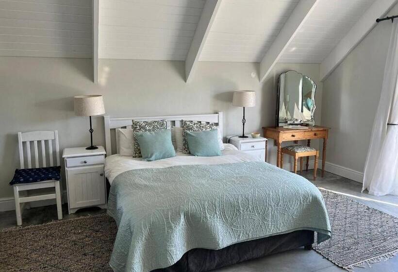 פנסיון A Mountain & Country Haven