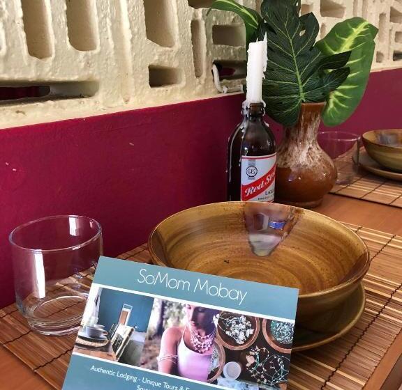 پانسیون Bnb Somom Mobay Lodging