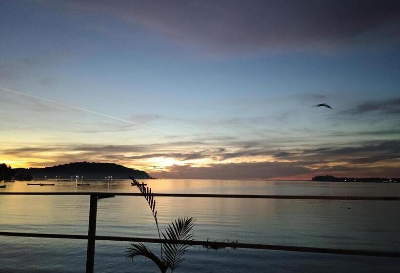 Pensjonat Gs Home On The Bay Sea & Forest View Glass Studio