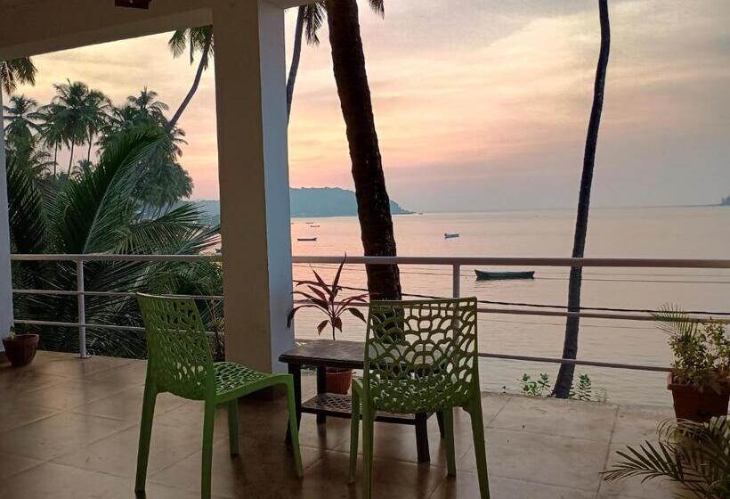 Pensjonat Gs Home On The Bay Sea & Forest View Glass Studio