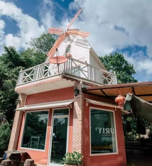 Majatalo Suriyan Villa Erawan Kanchanaburi สุริยัน วิลล่า เอราวัณ กาญจนบุรี