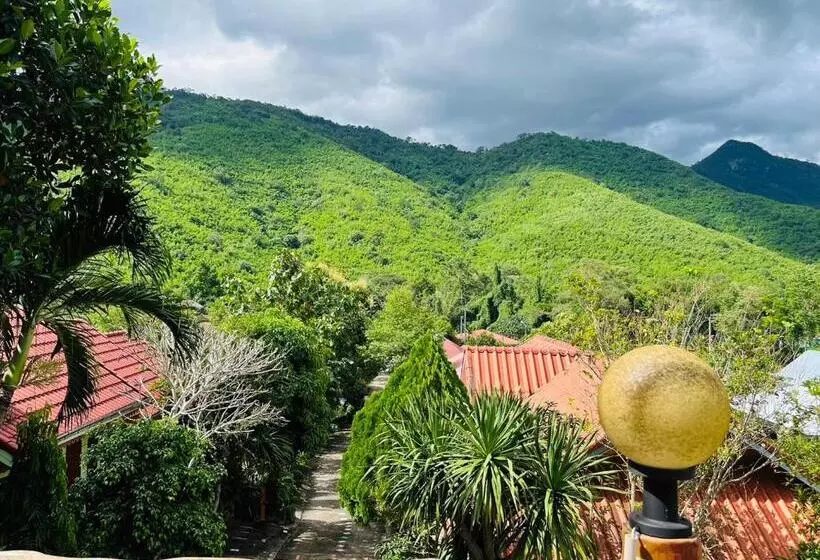 Majatalo Suriyan Villa Erawan Kanchanaburi สุริยัน วิลล่า เอราวัณ กาญจนบุรี